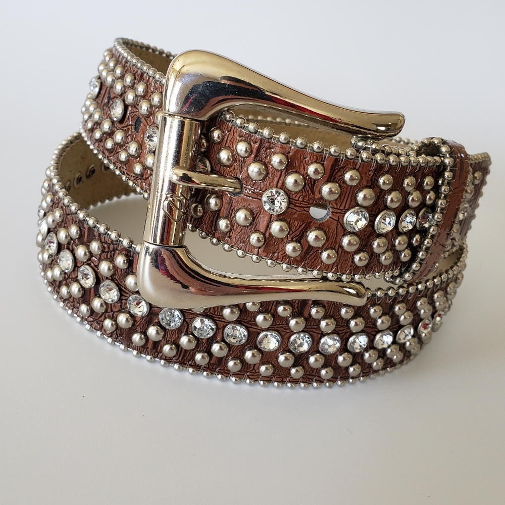 GUESS Brown Studded Beaded Womens Belt M Size